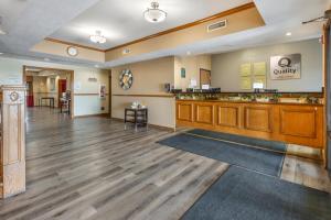Khu vực sảnh/lễ tân tại Quality Inn Greenville North +20 ảnh