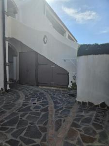 Gallery image of Giove Rubea - Appartamenti in pieno centro storico a Orosei in Orosei +39 photos