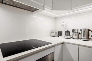 ブリスベンにあるLuxurious Urban Eco Escape 3BRのギャラリーの写真