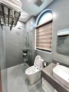 Gallery image of Cozy Villa V3G08A in Sonasea - Vân Đồn - Gần biển- cho thuê lẻ phòng in Thâm Câu +11 photos