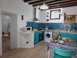 Kuchyň nebo kuchyňský kout v ubytování La casita del Valle
