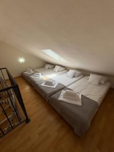 Posteľ alebo postele v izbe v ubytovaní Pucisca Vero Apartments