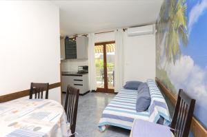 Ein Bett oder Betten in einem Zimmer der Unterkunft Apartment Milena