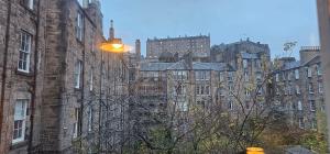 Γενική άποψη της πόλης Εδιμβούργο ή θέα της πόλης από  αυτό το διαμέρισμα