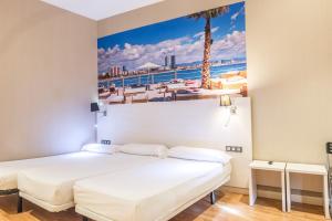 Gallery image of Hostal BCN Ramblas in Barcelona