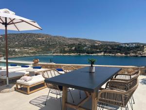 Fotografia z galérie ubytovania SeaWave Villa II, By Hellocrete v destinácii Marathi