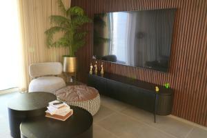 Gallery image of Prince Palace Hadera Beach Resort in H̱adera +41 photos