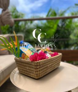 Fotografie z fotogalerie ubytování Cocon des jardins - Bungalow & SPA v destinaci Gros-Morne