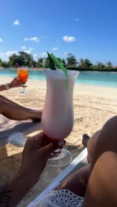 Nápoje v ubytování Punta Cana apartahotel Beach club
