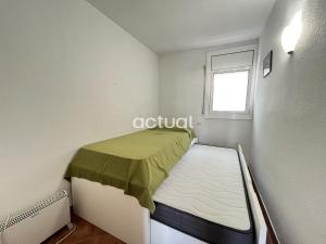 Posteľ alebo postele v izbe v ubytovaní Politur K-5