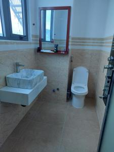 Afbeelding uit fotogalerij van Mimosa 8 Hotel - Ninh Chử in Ninh Hải