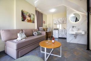 Kuchyň nebo kuchyňský kout v ubytování Aldebaran Hotel Apartments