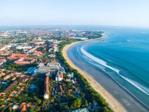 Foto dalla galleria di LS Hotel - 5 Minutes to the Beach by Micky Studio a Kuta