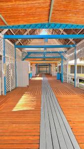 Foto sihtkohas Dixon Cove asuva majutusasutuse Las Palmas Cabins galeriist