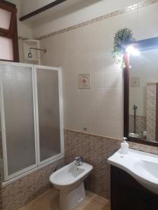 Koupelna v ubytování Casa Cortileverde