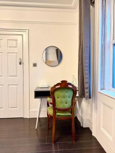 Fotografie z fotogalerie ubytování The Prestige Suite - London v Londýně