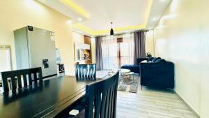 Posezení v ubytování Lake view Signature Home Munyonyo
