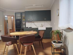 A kitchen or kitchenette at L'arome de Ainsa