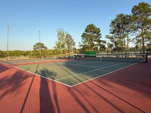 Gallery image of Romantic or family convenient in Willis