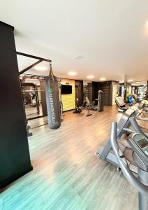 Gimnasio o instalaciones de fitness de Exclusivity in Itajaí Port with Wi-Fi and Jacuzzi