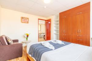 Letto o letti in una camera di Hotel Cusco Guest Home
