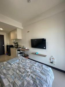 Η κουζίνα ή μικρή κουζίνα στο COMFORTSTAY - Citra Plaza Nagoya #10-25 City View