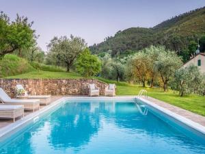 Fotografie z fotogalerie ubytování Villa in Tuscany near Lucca with Pool v destinaci Capannori