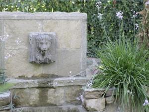 Photo de la galerie de l'établissement Apartment in Lucca with Private Spa, à Capannori