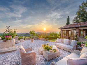 Imagen de la galería de Villa in Tuscany near San Miniato Truffles, en San Miniato