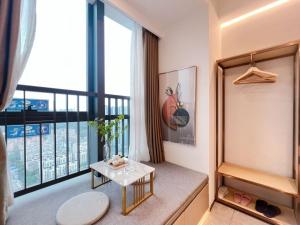 Foto dalla galleria di 深圳华尔曼欢朋酒店公寓 罗湖水贝珠 宝城店 a Shenzhen