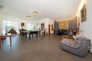 Fotografie z fotogalerie ubytování V195 Beach Front Phuket Villa 3BR Private Retreat v destinaci Rawai pláž + 26 fotografií