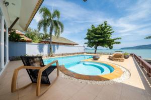 Πισίνα στο ή κοντά στο V195 Beach Front Phuket Villa 3BR Private Retreat +26 φωτογραφίες