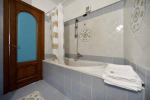 Ванная комната в Azzurromare Residence