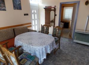 Χώρος καθιστικού στο Bencze Vendégház Zalakaros +10 φωτογραφίες