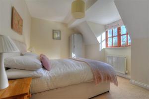 Katil atau katil-katil dalam bilik di 28 Barnes Meadow