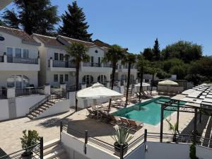 Bazén v ubytování Hotel Xanadu nebo v jeho okolí