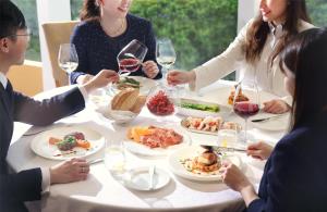 Đồ ăn tại/gần khách sạn