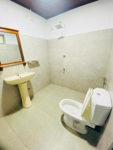 Koupelna v ubytování Jungle View Resort