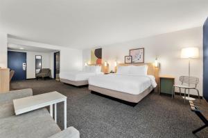 Katil atau katil-katil dalam bilik di Spark By Hilton Biloxi Ocean Springs