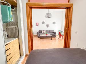 Kuchyňa alebo kuchynka v ubytovaní Plz de la Merced Apartamentos Solera