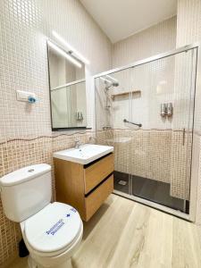 Kúpeľňa v ubytovaní Plz de la Merced Apartamentos Solera