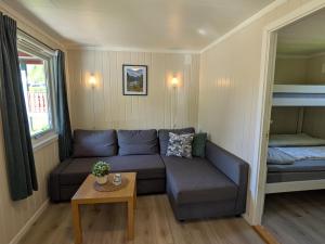 Postel nebo postele na pokoji v ubytování Oldevatn Camping