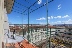 Balkón alebo terasa v ubytovaní Penthouse with big terrace in Oltrarno