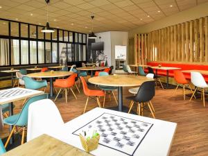 Restaurace v ubytování Hotel ibis Dijon Centre Clemenceau