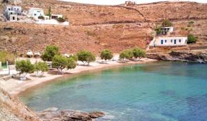 イウトラにあるAlos Seafront Gem - Loutra Seaview Escapeのギャラリーの写真