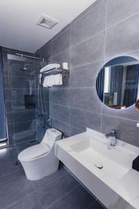 Ένα μπάνιο στο Flamingo Hải Tiến - Lavender Villa 5 phòng ngủ