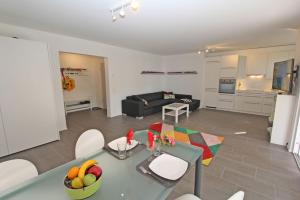 Nhà bếp/bếp nhỏ tại Casa ai Faggi, 2-Zimmerwohnung, PT by HolAp SA