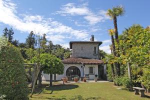 Foto dalla galleria di Casa San Sebastiano, 5,5-Zimmerhaus by HolAp SA ad Ascona