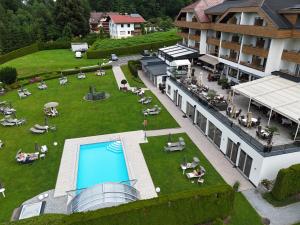 Basen w obiekcie Dei Hotel Schönblick lub w pobliżu