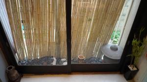 三豊市にあるarigatouya 3 minutes by car to Chichibugahama Beach Renovate pet OK Free parking Seven beds Limited to one group per day Private lodgingのギャラリーの写真